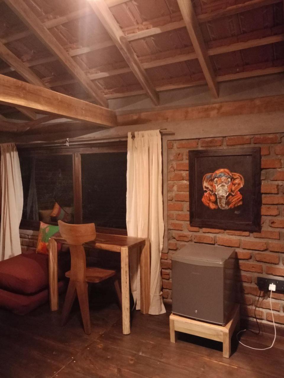פוטוביל Monsoon Eco Resort - Whisky Point Arugambay חדר תמונה