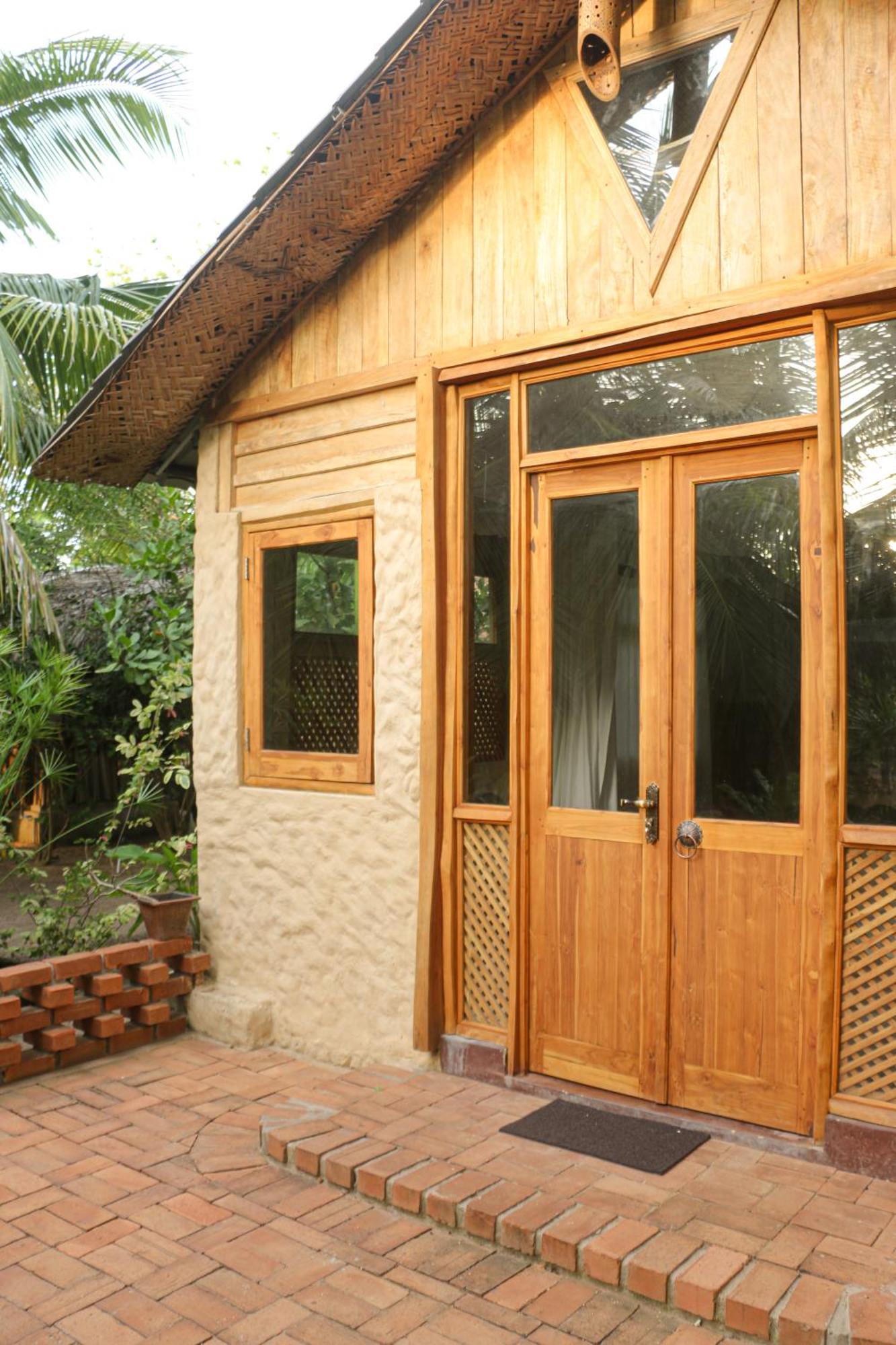 פוטוביל Monsoon Eco Resort - Whisky Point Arugambay חדר תמונה